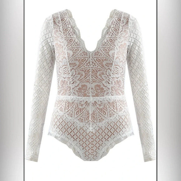 Lace long-sleeve paneled bodysuit - Picture 7 of 7